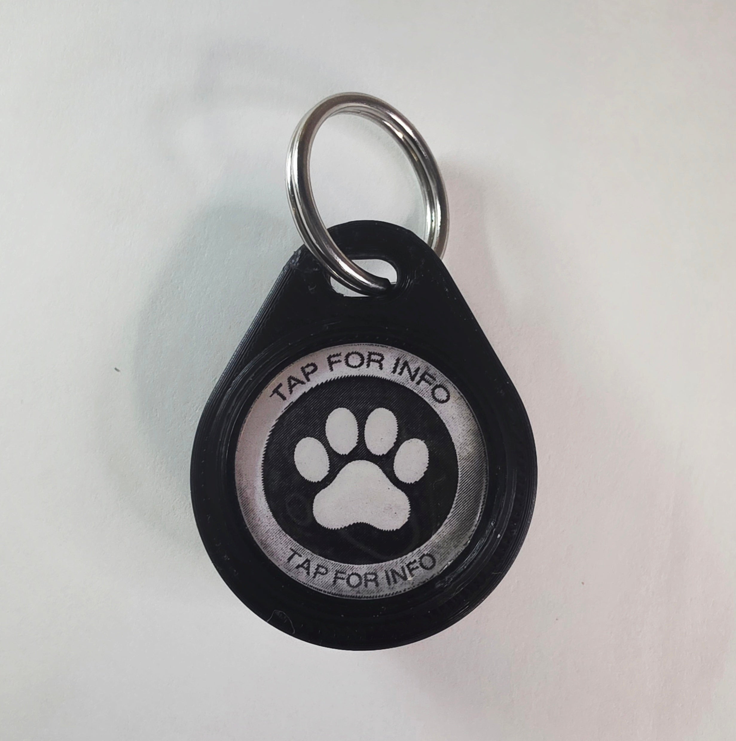 Paw Print Black/White- Smart Pet Tag